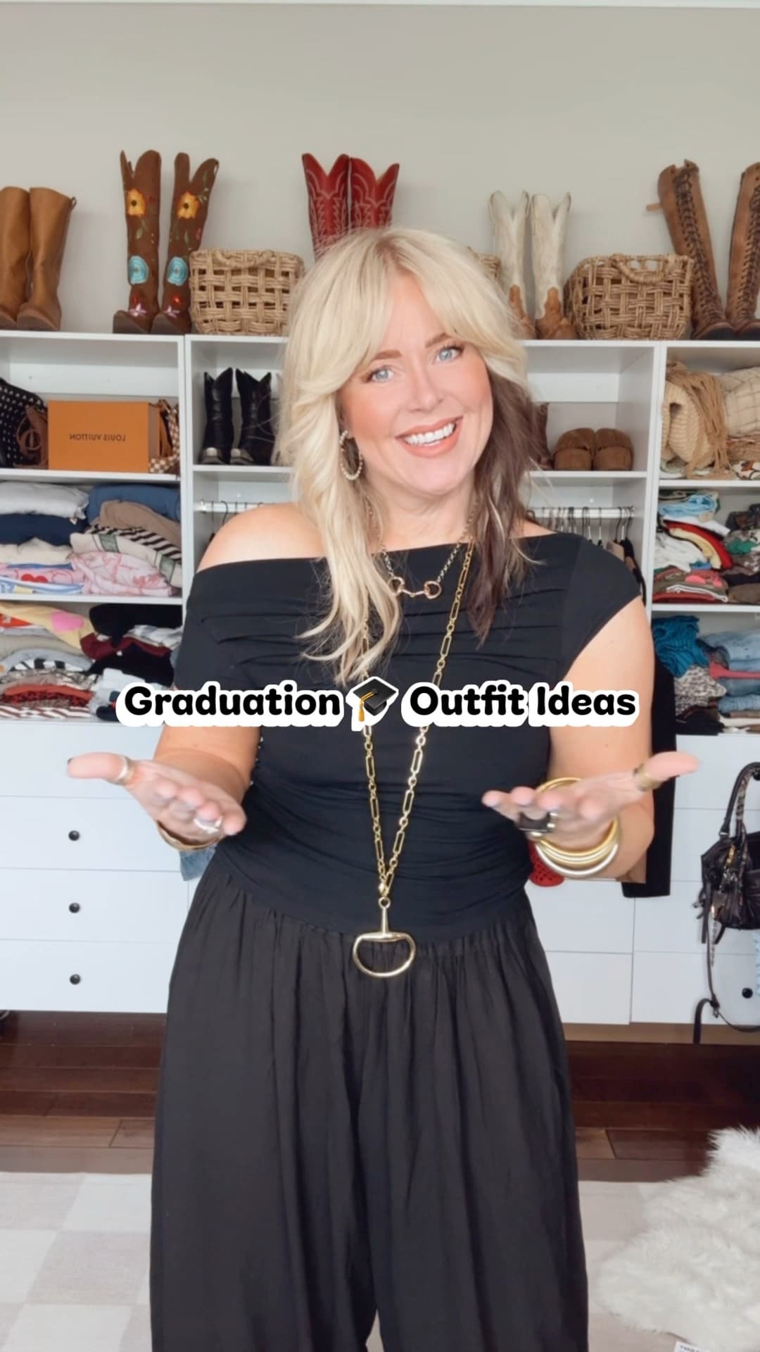 Here’s some fun graduation outfit ideas!