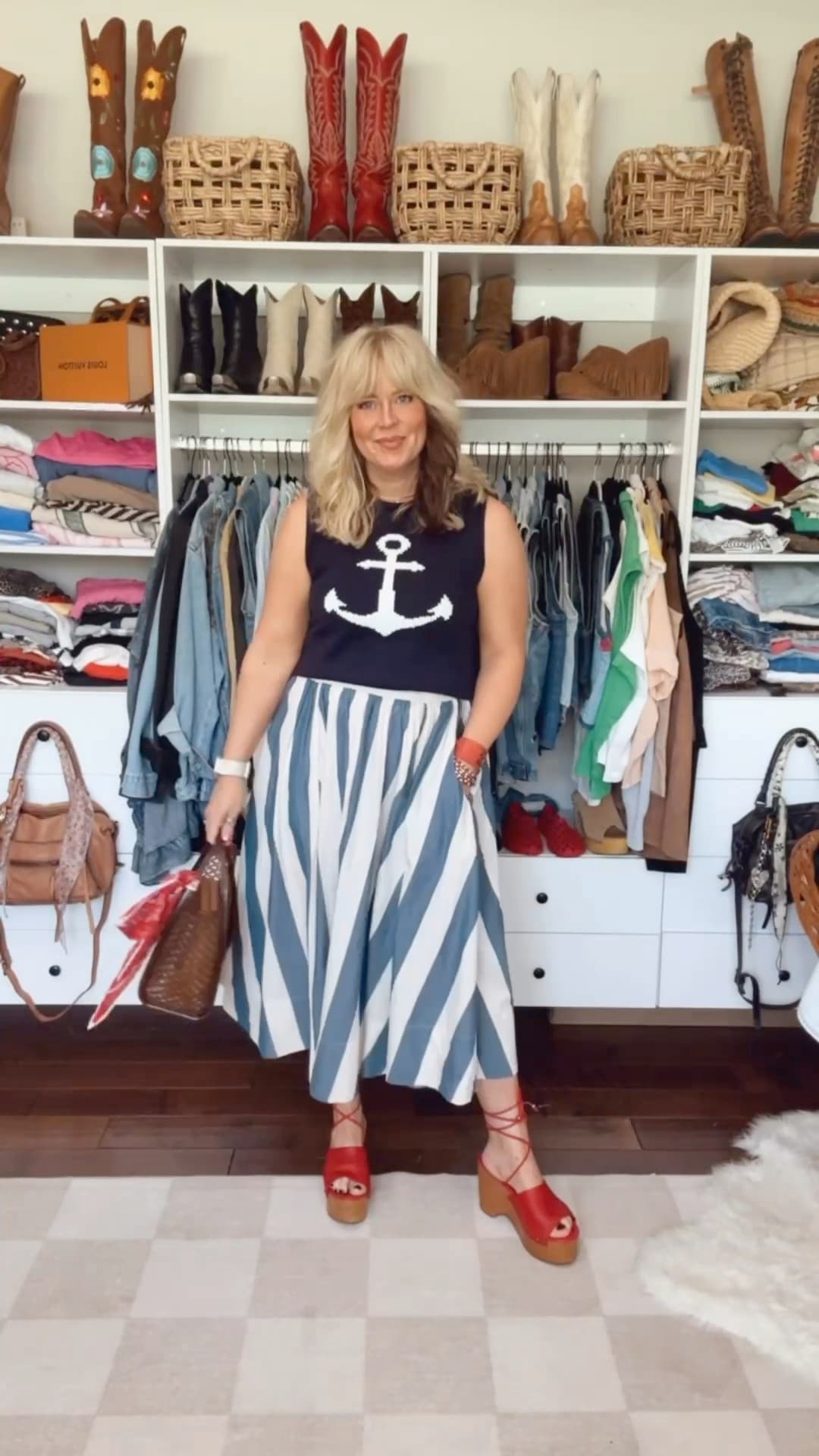 Love this adorable skirt and it also comes in solid colors!